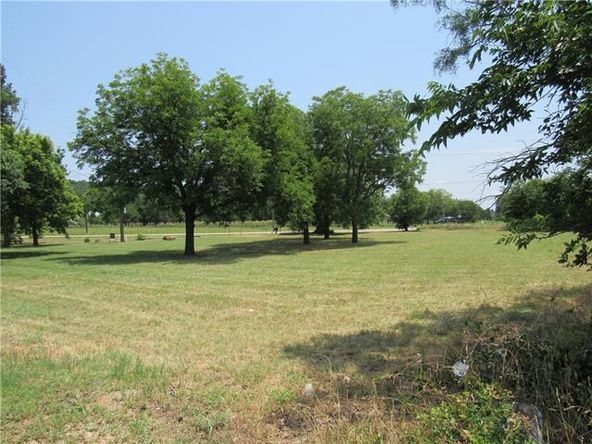 1220 W Hubbard St, Mineral Wells, TX 76067